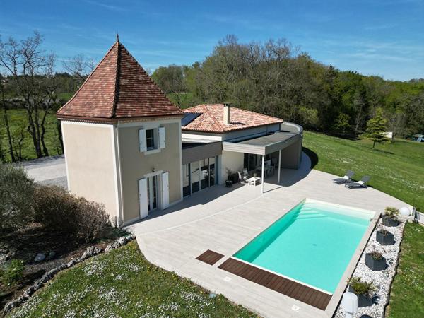 Maison d'exception avec vue et piscine , Villeneuve sur lot