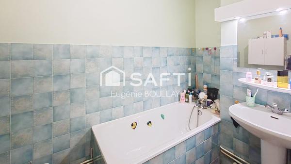 Anglet : Beau 2 P avec terrasse, parking et cave