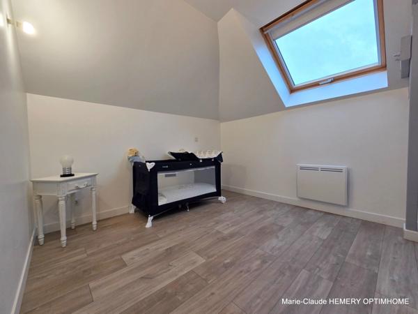 Dinard, Propriété rénovée de 252m² avec maison d'amis et deux garages sur jardin clos de 1700m² à l'abri des regards