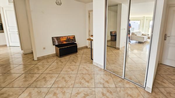 Fréjus (83600) Bel appartement 108 m² Fréjus proche plages