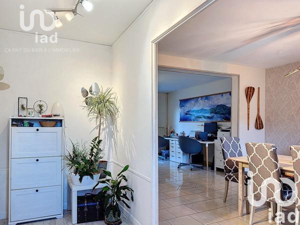 Maison traditionnelle 7 pièces de 124 m² à Amilly (45200)