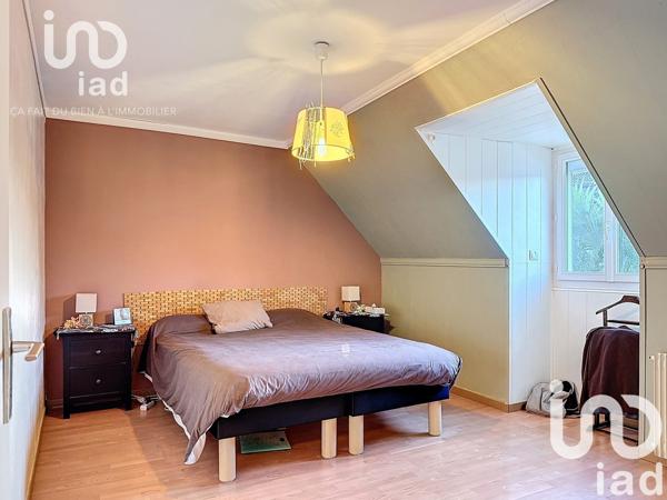 Maison traditionnelle 7 pièces de 124 m² à Amilly (45200)