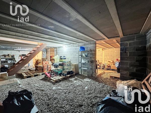 Maison traditionnelle 7 pièces de 124 m² à Amilly (45200)