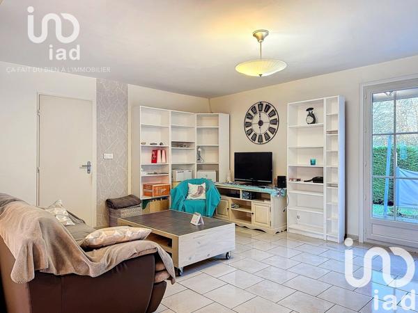 Maison traditionnelle 7 pièces de 124 m² à Amilly (45200)