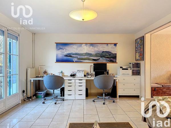 Maison traditionnelle 7 pièces de 124 m² à Amilly (45200)