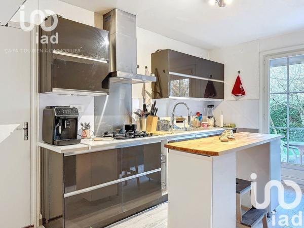 Maison traditionnelle 7 pièces de 124 m² à Amilly (45200)