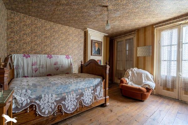 Maison à vendre |  Pons |  7 pièces | 179 m²