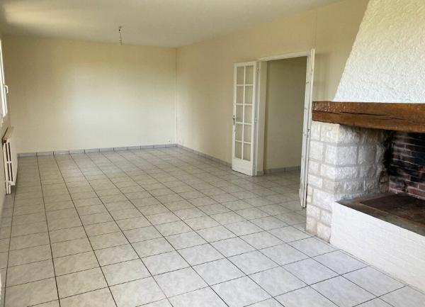 Maison à louer    5 pièces •  Trélissac