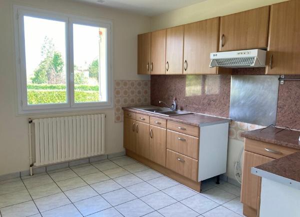 Maison à louer    5 pièces •  Trélissac