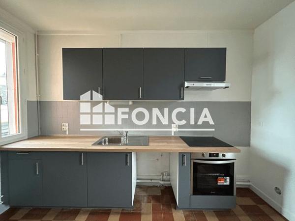 Location Maison 4 pièces 94 m² - 8 RUE ROLAND LAMBERT Charleville-mezieres 08000