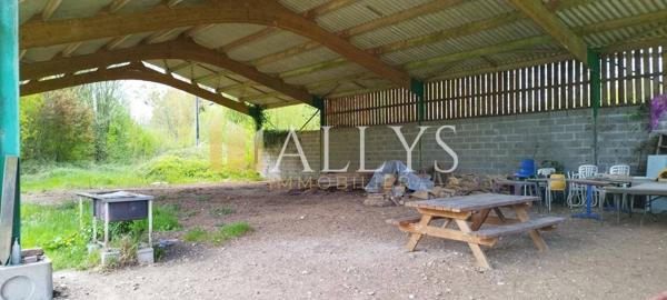 Ensemble de 2 hangars 648m² et 312m²