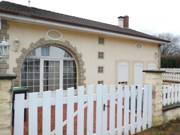 DEYVILLERS (88) à vendre charmante fermette T5 de 114m²  louée avec 150m² de  terrain - idéal investisseur.