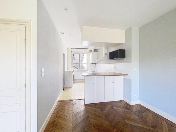 Appartement 3p 64m2 possibilité d’aménager les combles.