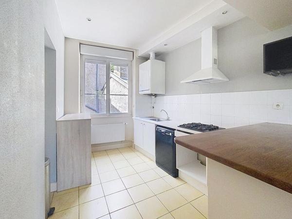 Appartement 3p 64m2 possibilité d’aménager les combles.