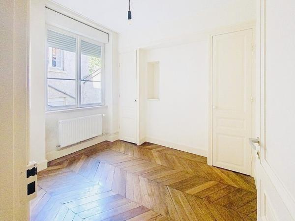 Appartement 3p 64m2 possibilité d’aménager les combles.
