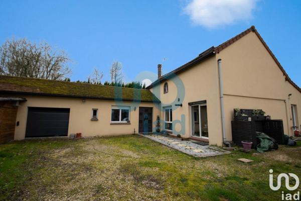 Maison 5 pièces de 136 m² à Sens (89100)