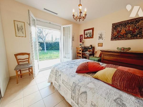 Montélimar, maison de plain pied de 116m² avec 4 chambres et garage sur parcelle de 1019m².