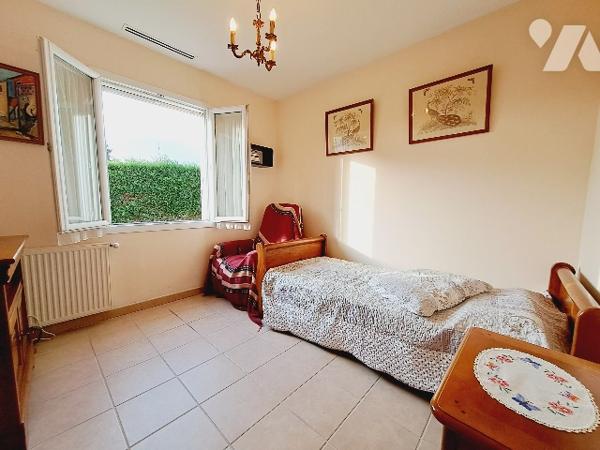 Montélimar, maison de plain pied de 116m² avec 4 chambres et garage sur parcelle de 1019m².