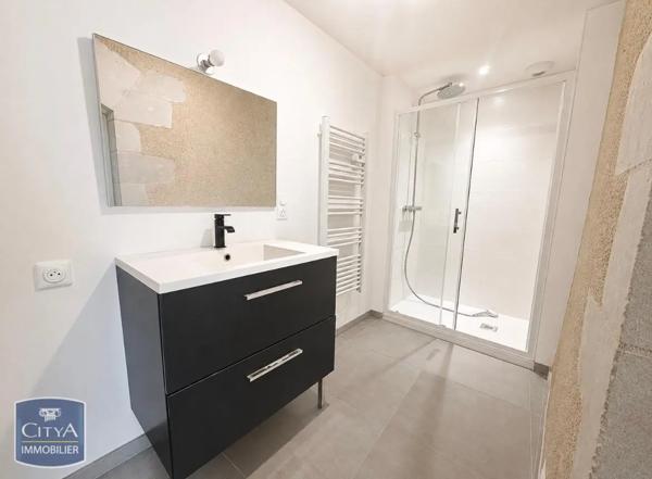 Appartement à louer 3 pièces 70.56m² Mozé-sur-Louet (49610)