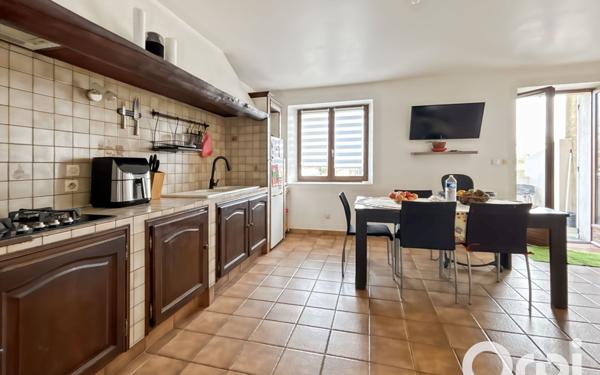 Maison à vendre    3 pièces •  Bollène