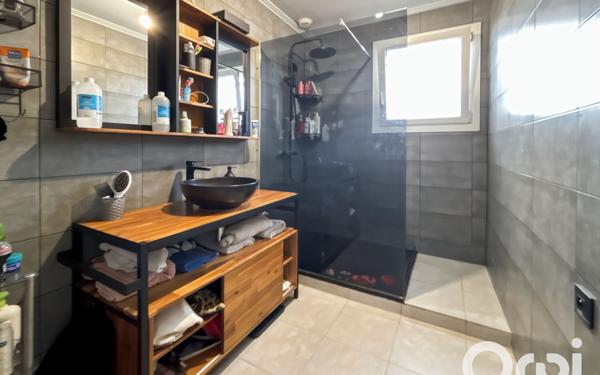 Maison à vendre    3 pièces •  Bollène