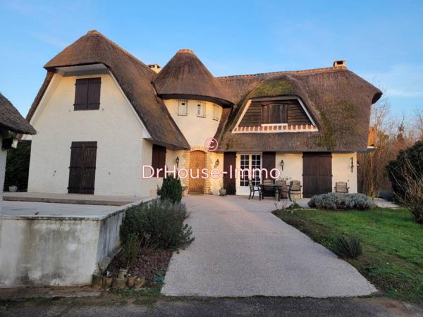 Maison à vendre 10 pièces de 213 m²