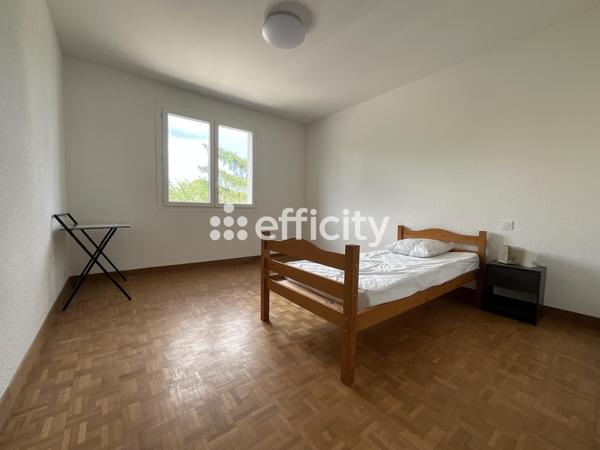 Maison
         12 pièces
        - 232 m² 450 000 € *