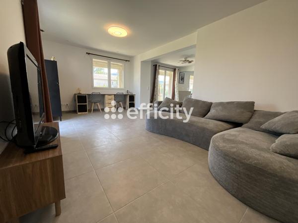Maison
         12 pièces
        - 232 m² 450 000 € *