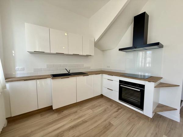 Location                                                      Maison
                        
                     4 pièces                      82 m2                     à Brive-la-Gaillarde