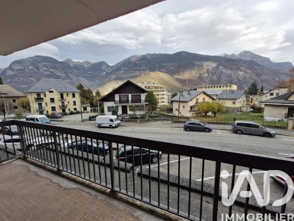 Appartement à vendre 2 pièces 48 m² Saint-Jean-de-Maurienne