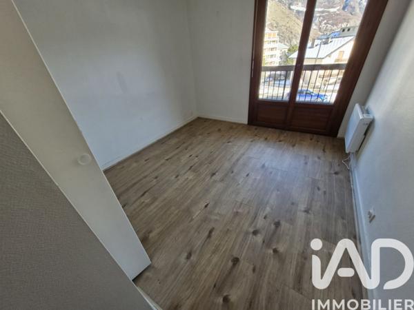 Appartement à vendre 2 pièces 48 m² Saint-Jean-de-Maurienne