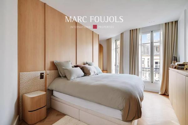 Paris XVI Trocadero Mexico – appartement rénové 3 chambres au 5ème étage balcon