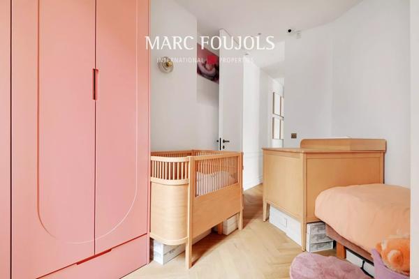 Paris XVI Trocadero Mexico – appartement rénové 3 chambres au 5ème étage balcon