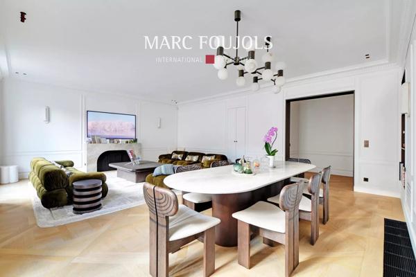 Paris XVI Trocadero Mexico – appartement rénové 3 chambres au 5ème étage balcon