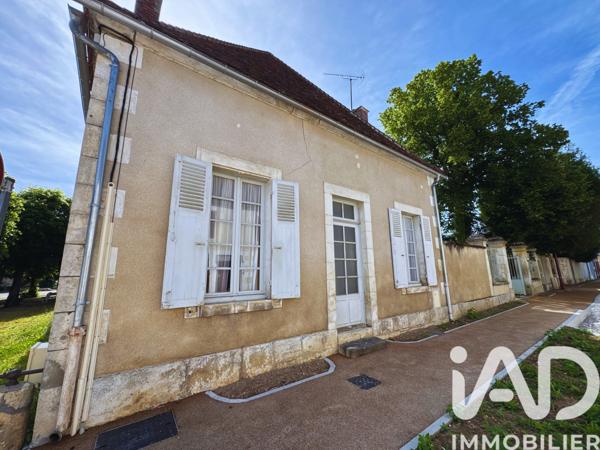 Maison à vendre 7 pièces 161 m² Entrains-sur-Nohain