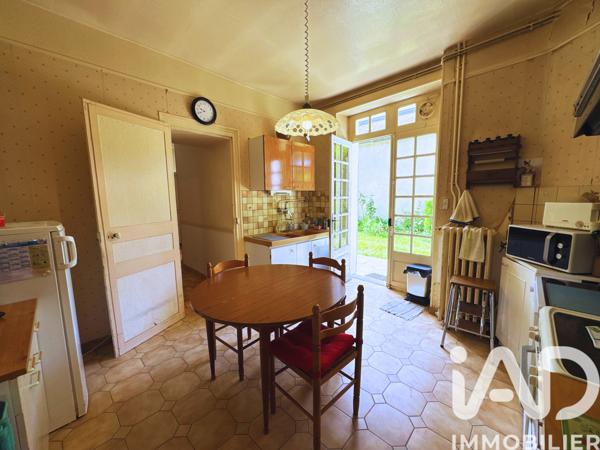 Maison à vendre 7 pièces 161 m² Entrains-sur-Nohain