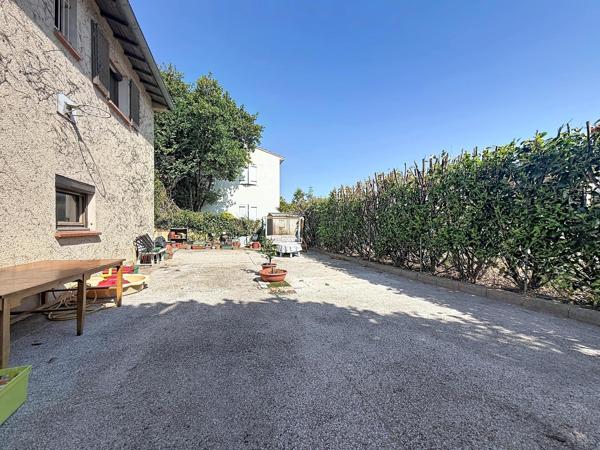 TOULOUSE LA TERRASSE Maison 196 m² à fort potentiel