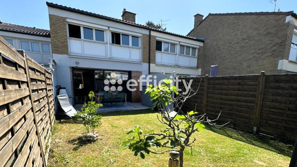 Maison
         5 pièces
        - 96 m² Exclusivité 304 500 € *