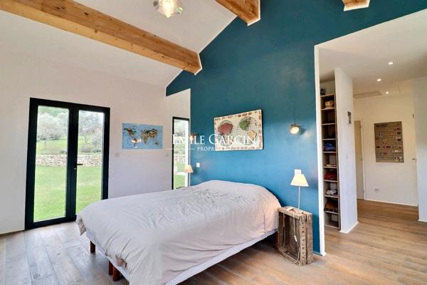 A vendre - Une belle propriété à vendre au coeur de la nature - SUD LUBERON