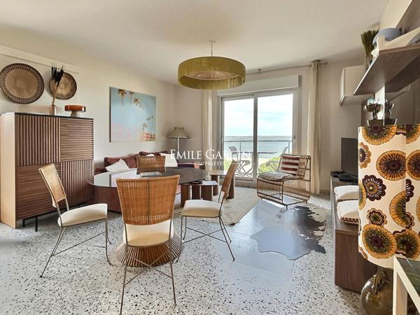 À vendre - Arcachon - Appartement vue bassin avec terrasse circulaire