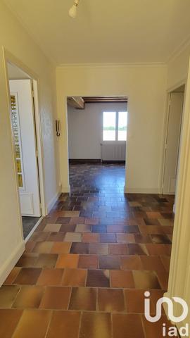 Maison à vendre 10 pièces 198 m² Beaufort-en-Anjou