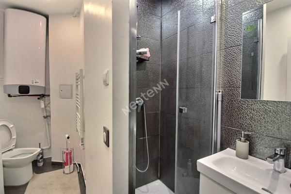 Appartement Suresnes 2 pièce(s) 31 m2