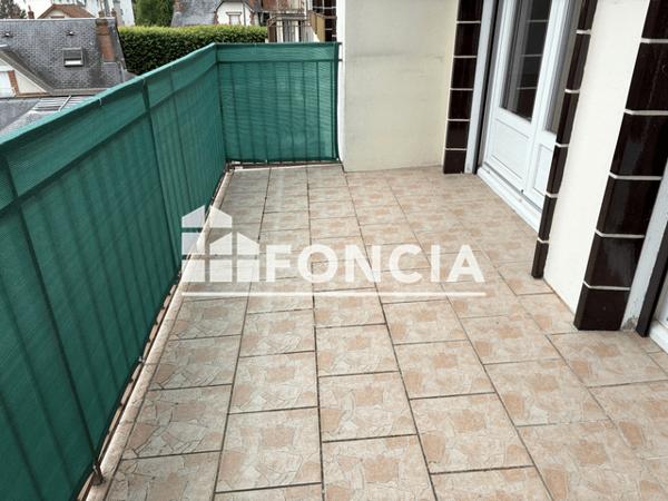 Location Appartement 4 pièces 72.7 m² - 68 AVENUE WILSON Gien 45500