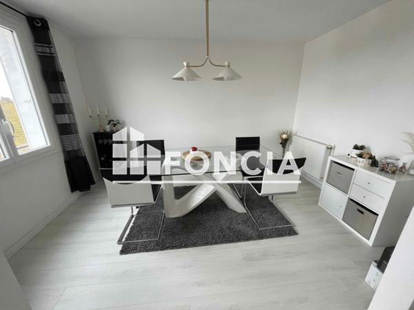 Location Appartement meublé 4 pièces 80.88 m² - COLLECTIFS GRAND'MONT Tours 37200