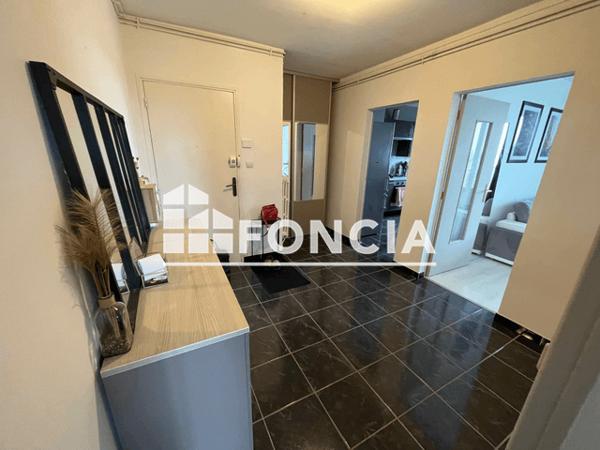 Location Appartement meublé 4 pièces 80.88 m² - COLLECTIFS GRAND'MONT Tours 37200