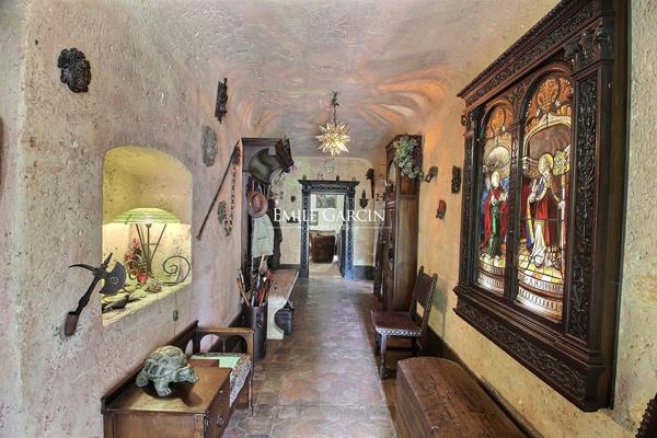 A vendre- Ferrière en Gatinais-Loiret 45 -Manoir et dépendance 1ha ile privative