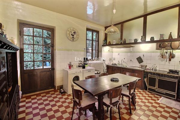 A vendre- Ferrière en Gatinais-Loiret 45 -Manoir et dépendance 1ha ile privative