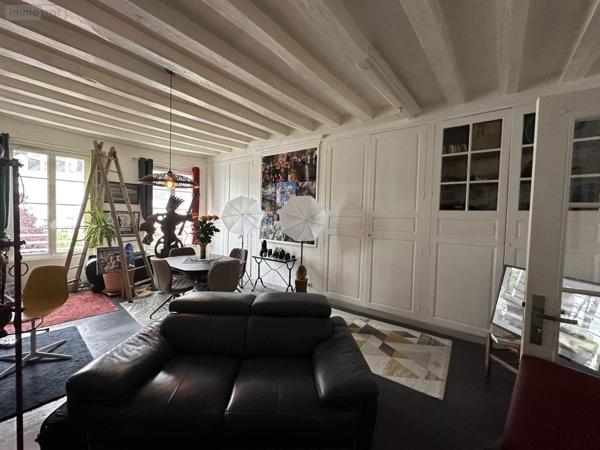 Local mixte (Professionnel/Habitation) à vendre à La Chartre-sur-le-Loir dans la Sarthe (72340), ref : 130652