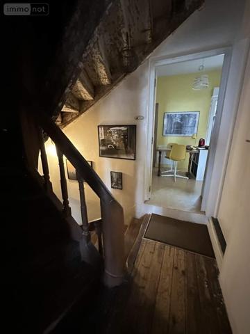 Local mixte (Professionnel/Habitation) à vendre à La Chartre-sur-le-Loir dans la Sarthe (72340), ref : 130652