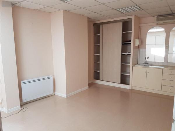 Fonds et/ou murs commerciaux à louer à La Flèche dans la Sarthe (72200), ref : 1184